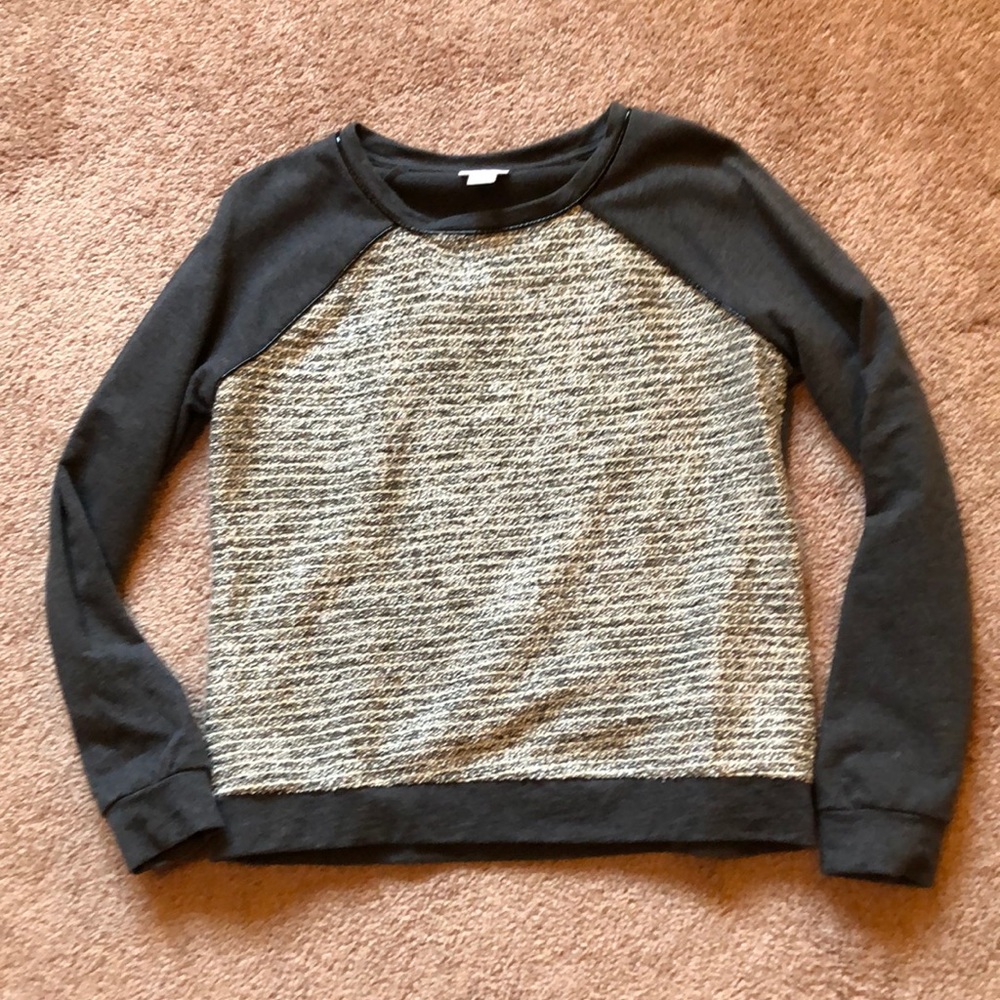 Gray & black cotton lounge top Jaclyn Smith